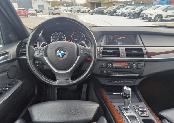 BMW X5 cena 65900 przebieg: 217000, rok produkcji 2012 z Przecław małe 497